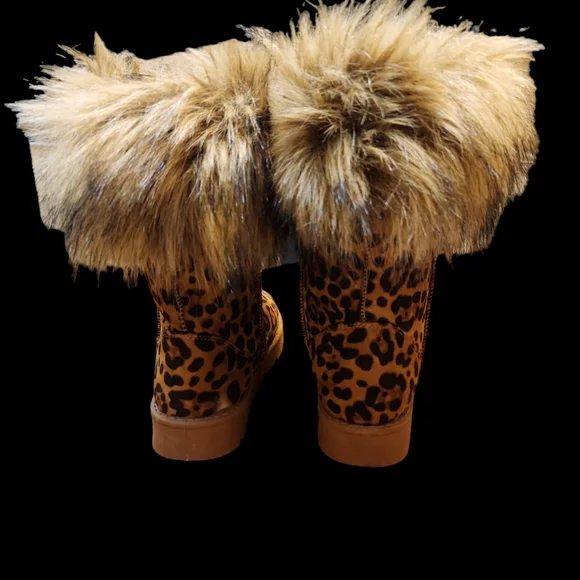Bamboo Leopard Faux Fur Boots Size 7.5 - Picture 3 of 6